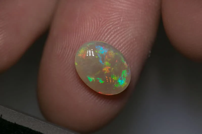 2.65 ct crystal opal 11x8x3.5mm - Image 4