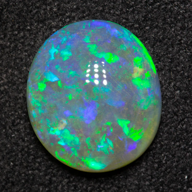 2.66 ct crystal opal 10.5x9.5x5mm - Image 2