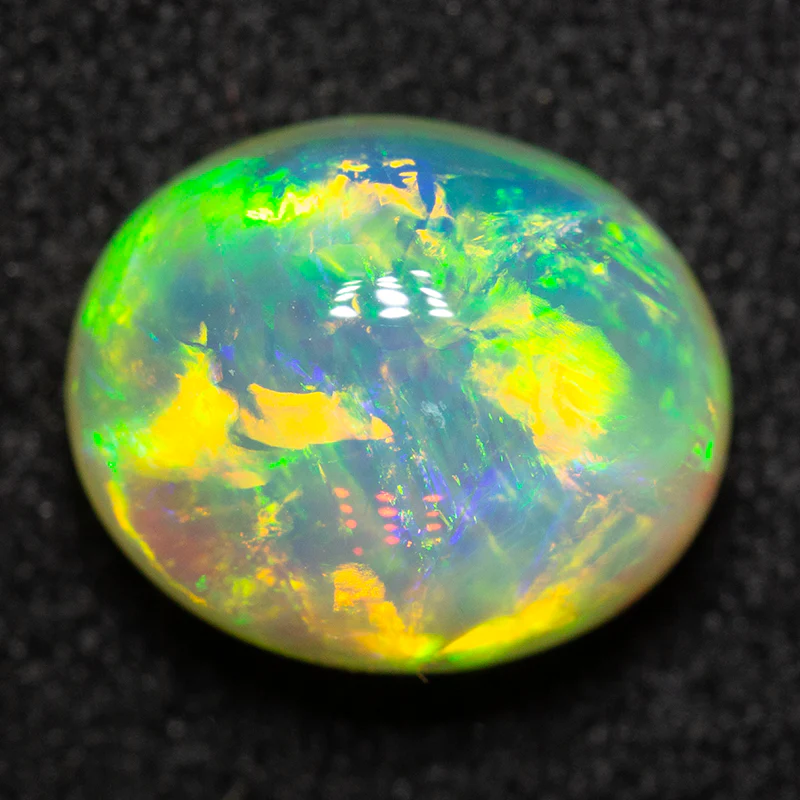 2.67 ct crystal opal 9.7x8x5.4mm - Image 3