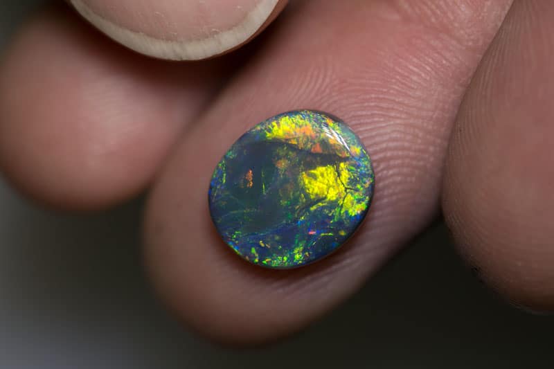 2.69 ct black opal 11x10x3mm - Image 3