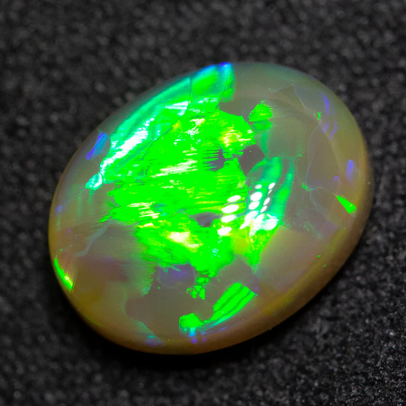 2.70 ct dark crystal opal 10x8x5 mm - Image 3