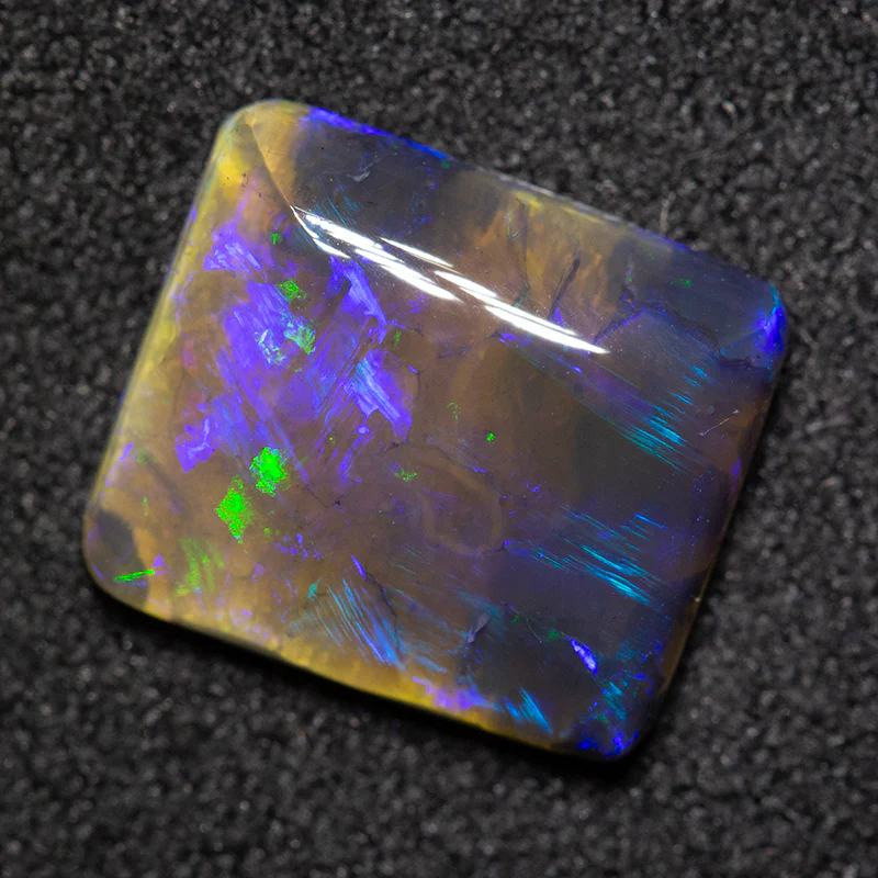 2.71 ct black opal 10.7x9.3x3.5mm - Image 2