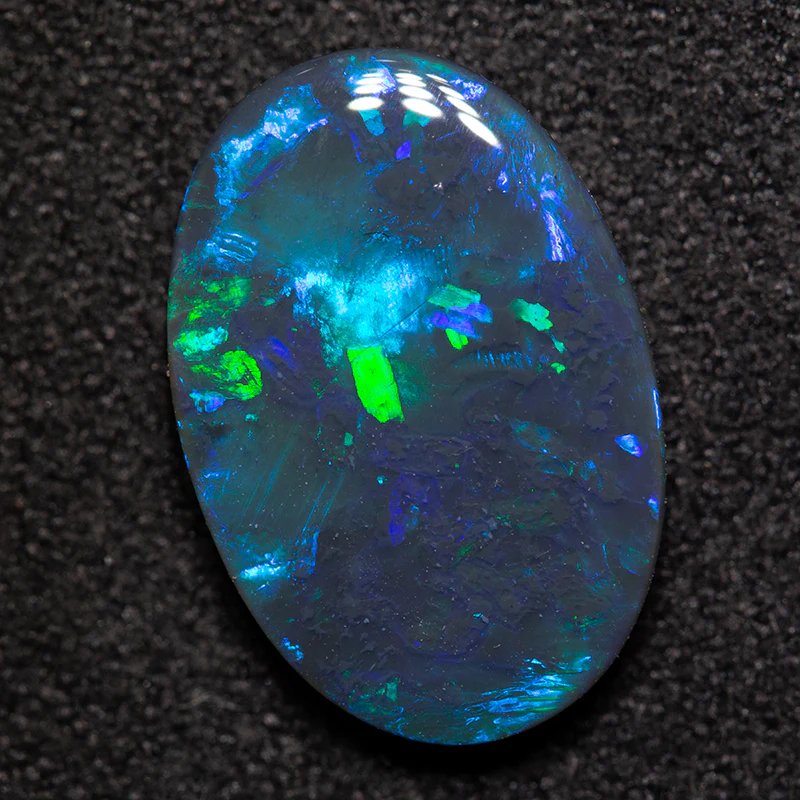 2.72 ct black opal 14.3x9.7x2.9mm - Image 2
