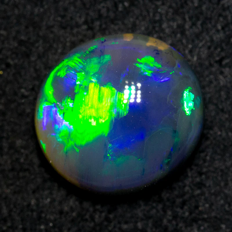 2.72 ct black opal 9.x9.1x5mm - Image 3