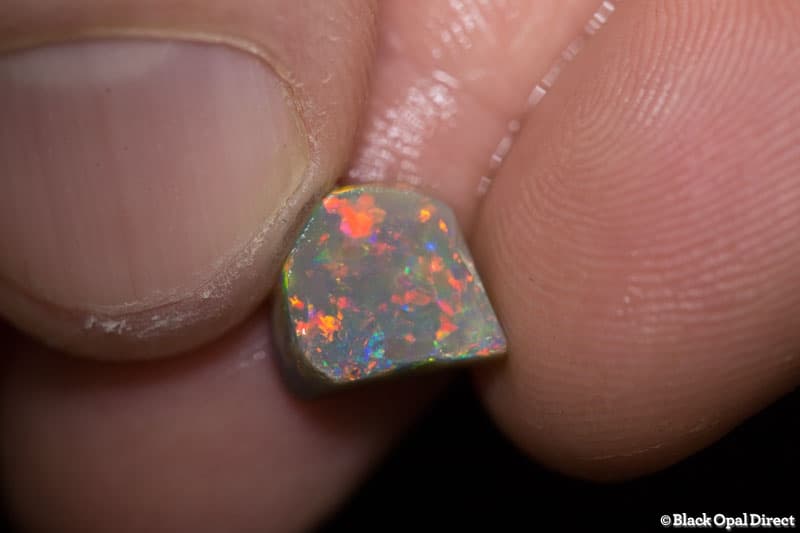 2.73 ct rough opal piece 10mm across - Image 2