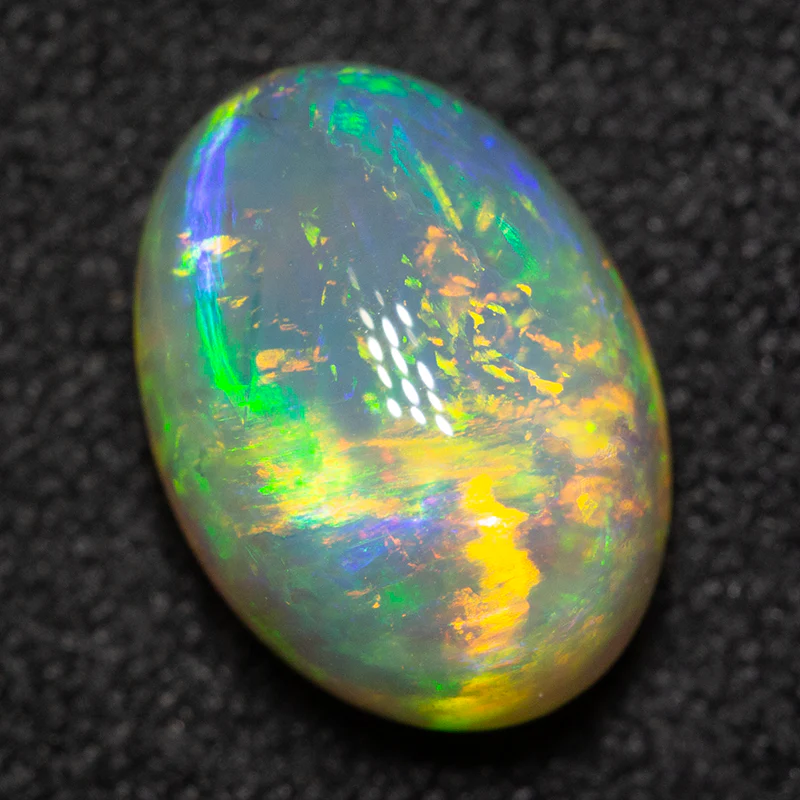 2.74 ct double-sided crystal opal 10.1x7.3x5.9mm - Image 3