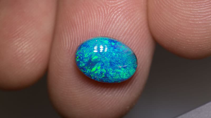 2.75 ct black opal 11x8x4.5mm - Image 2