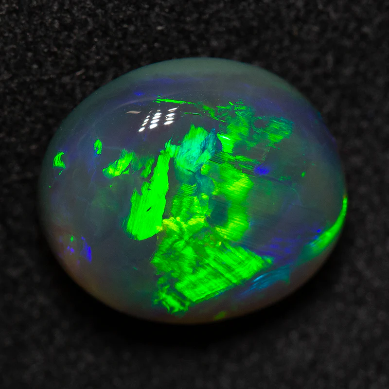 2.76 ct black crystal opal 10x8.8x5.2mm - Image 2