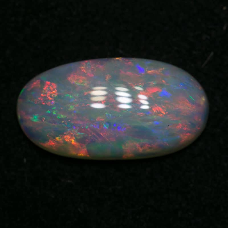 2.78 ct white opal 14x7x3mm - Image 2