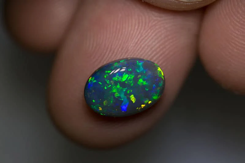 2.80 ct black opal 12x8.5x4mm - Image 4