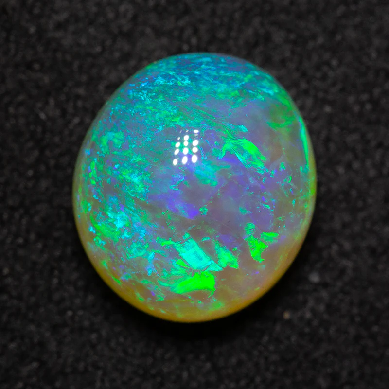 2.80 ct crystal opal 9.6x8.6x6mm - Image 3