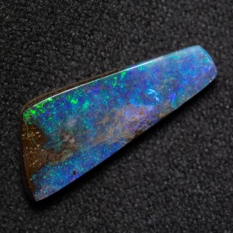 2.81 ct boulder opal 16.7x6.4x3mm - Image 2