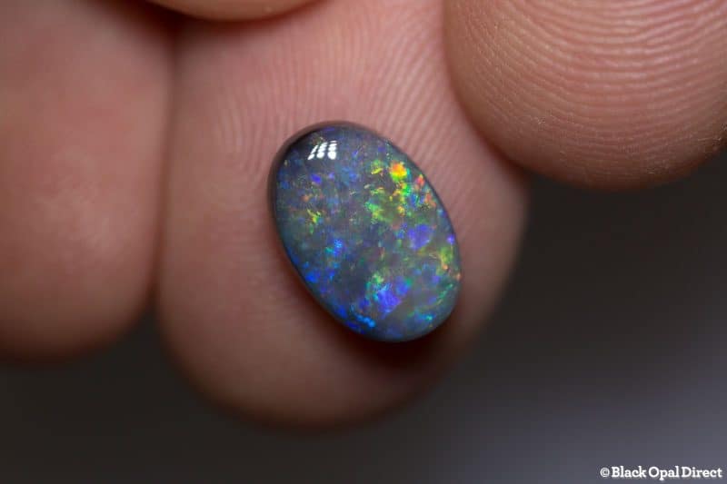 2.83 ct black opal 11.5x8x4mm - Image 2