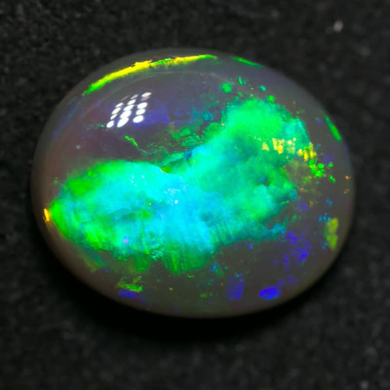 2.84 ct dark opal 11x9x4.5mm - Image 3