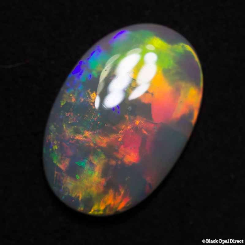2.85 ct white opal 14.5x10x3mm - Image 3