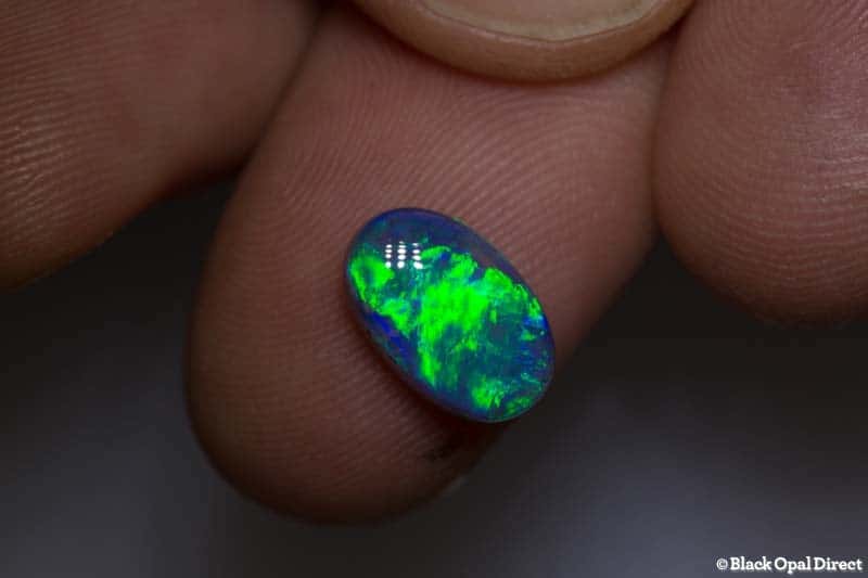 2.86 ct black opal 11x7x5mm - Image 2