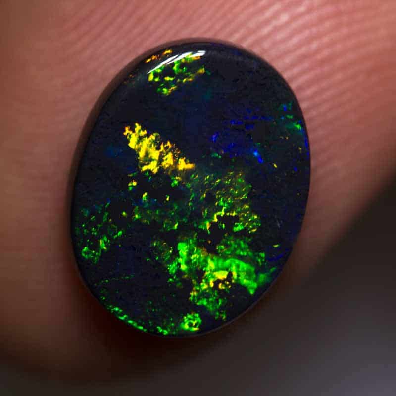 2.86 ct black opal 13x10x3mm - Image 2