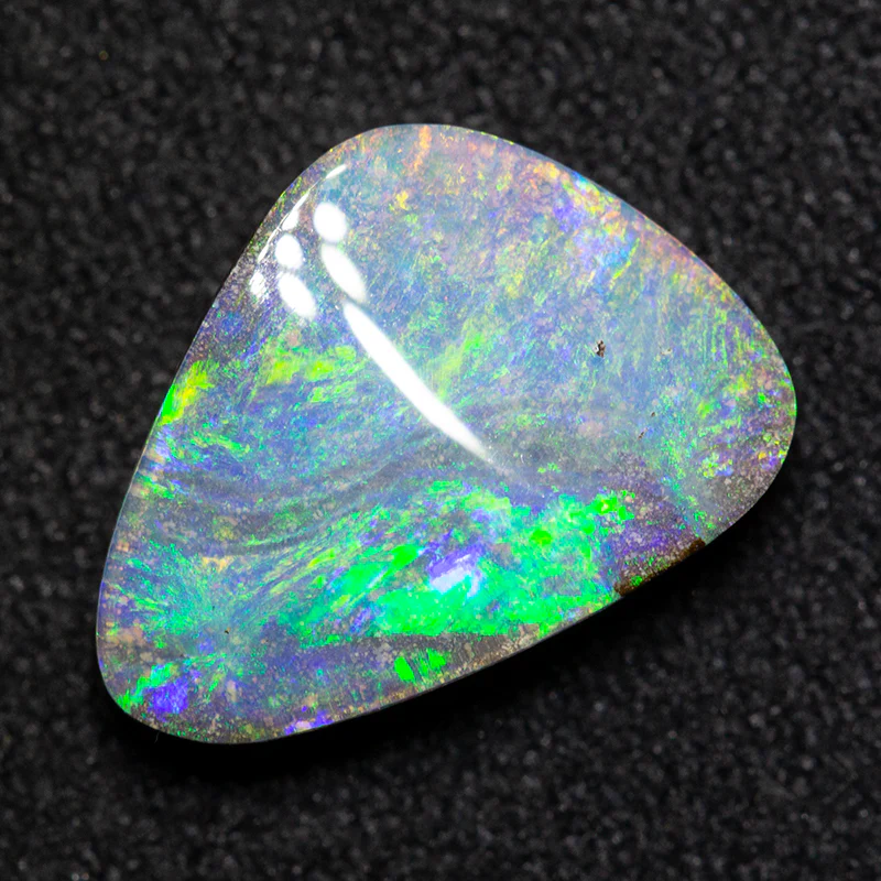 2.87 ct boulder opal 11.8x8.4x3.5mm - Image 2