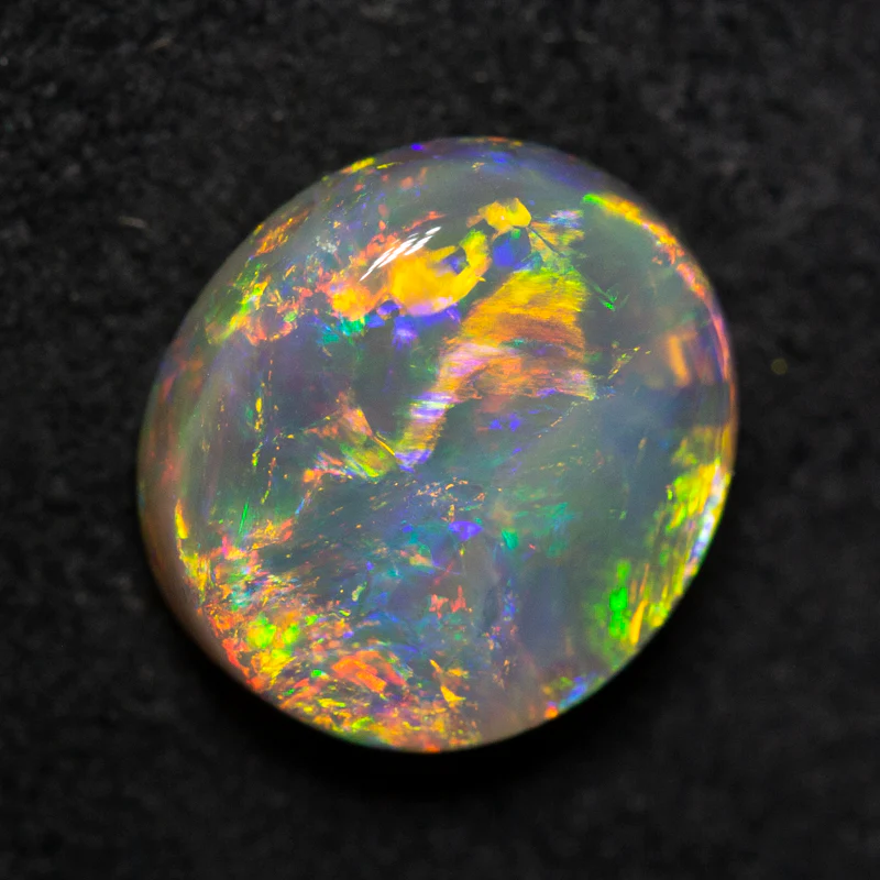 2.87 ct crystal opal 10.1x8.9x4.7mm - Image 2
