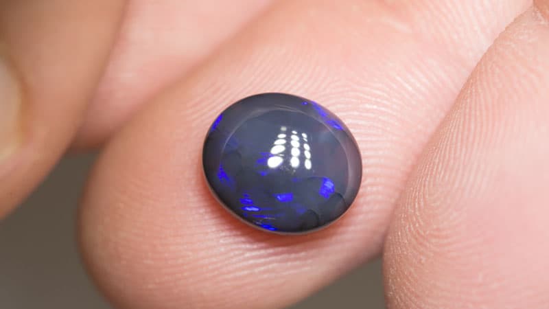 2.95 ct black crystal opal 10.5x9x4.5mm - Image 2