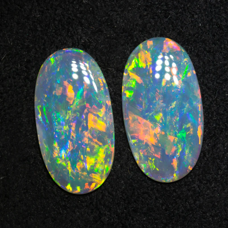 2.98 ct crystal opal pair 14.2x7.5x1.7mm - Image 3
