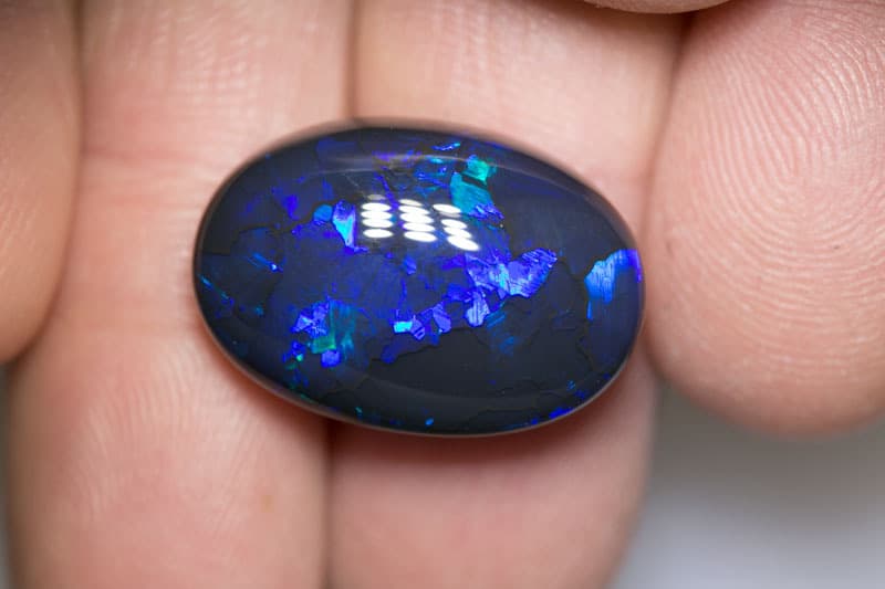 20.62 ct black opal 22.5x15x9mm - Image 3