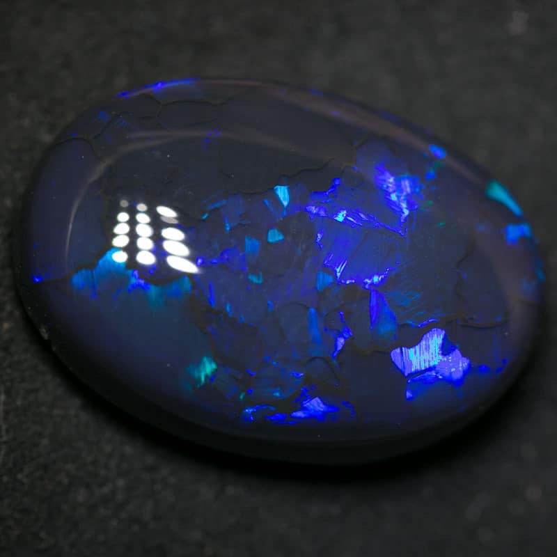 20.62 ct black opal 22.5x15x9mm - Image 4