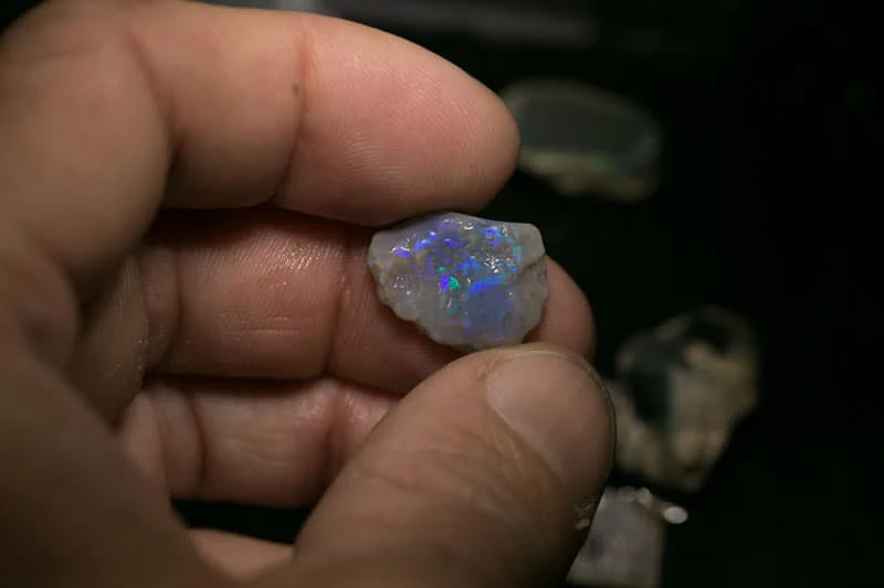 200 ct rough opal parcel 10 pc for the Intermediate opal cutter - Image 2