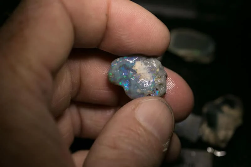 200 ct rough opal parcel 10 pc for the Intermediate opal cutter - Image 4