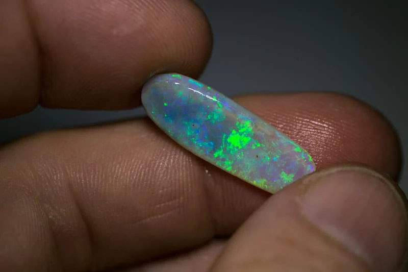 2000 carats of rough and rubbed opal - Image 7