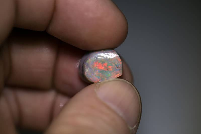 2000 carats of rough and rubbed opal - Image 9