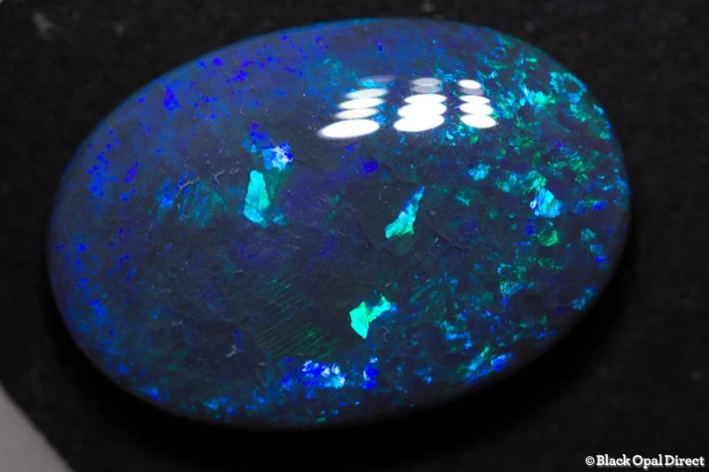 21.77 ct black opal 26x18x7.5mm - Image 2