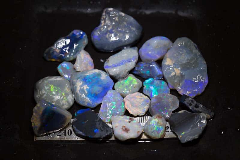 218 ct rough opal parcel 21 pieces - Image 2