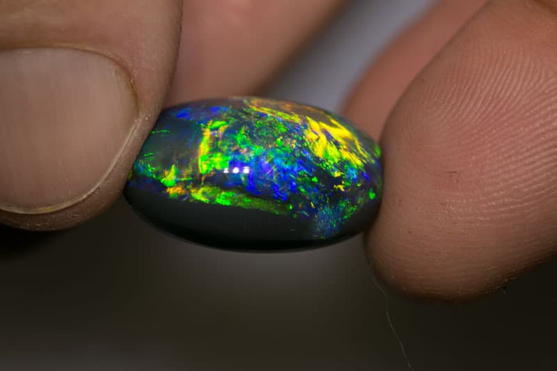 23.90 ct gem black opal huge 21x16x11mm - Image 2