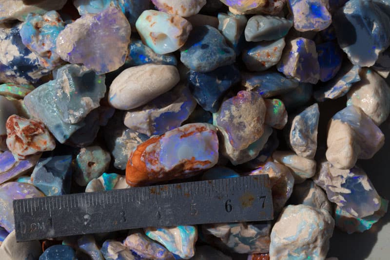2300 ct rough opal parcel - Image 2