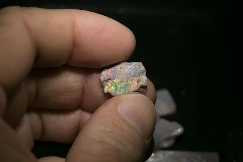 24 ct rough opal parcel - Image 2