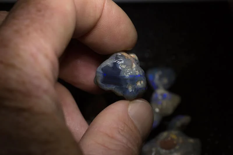 243 ct rough opal parcel 15 piece - Image 4