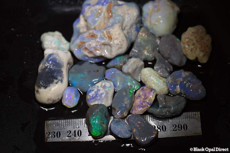 278 ct rough opal parcel for intermediate opal cutters - Image 2