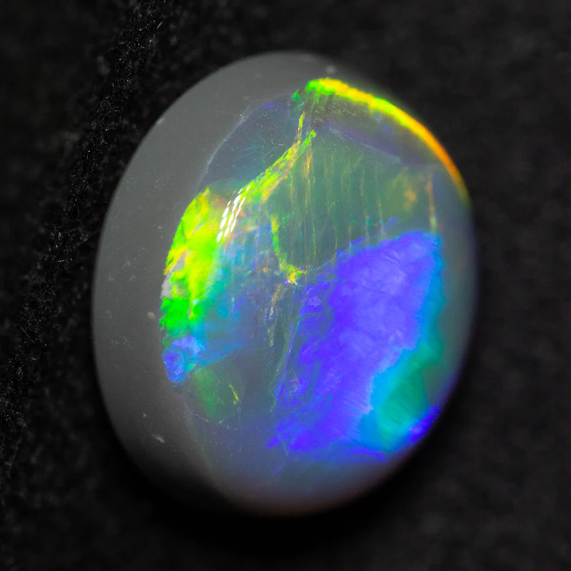 3.01 ct dark opal 10.3x9.3x4.8mm - Image 2