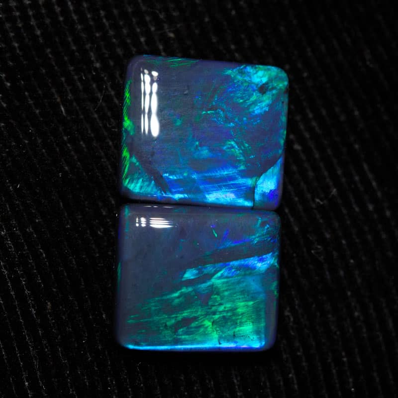 3.04 ct black opal pair 9x8mm - Image 2