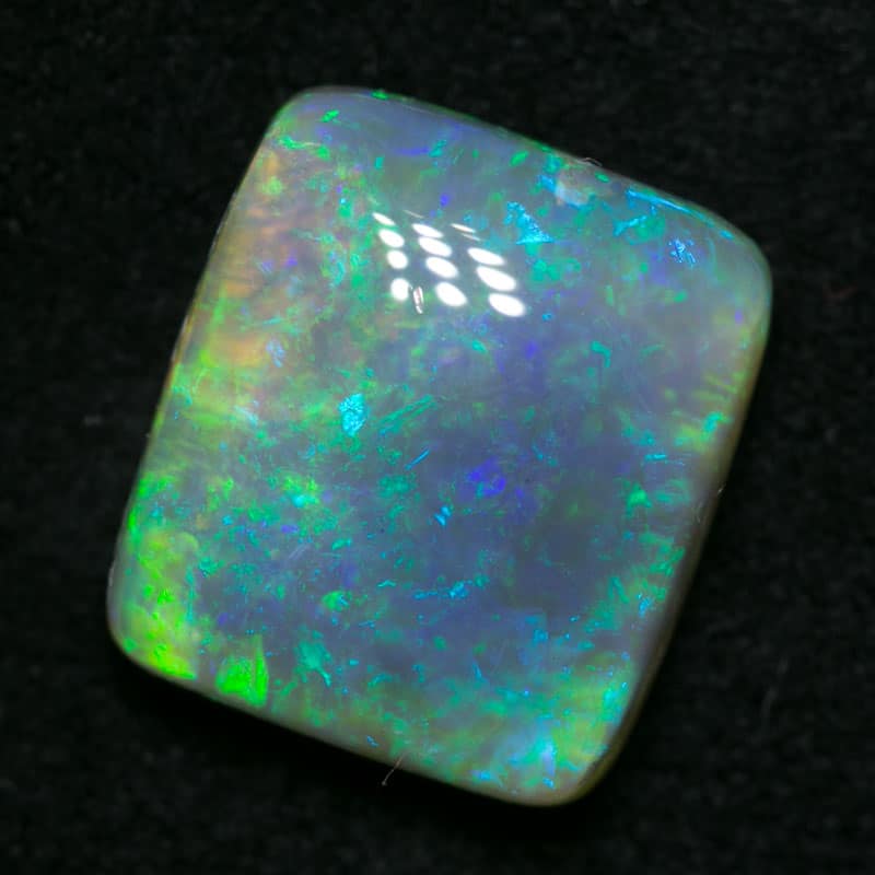 3.06 ct cushion cut crystal opal 10x9x4mm - Image 2