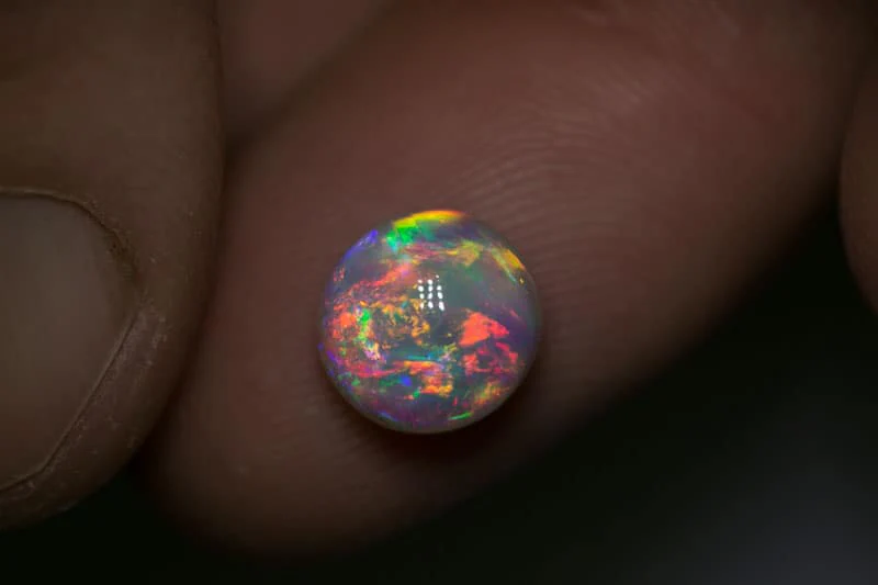 3.08 ct gem crystal opal 9mm round x 6mm thick - Image 2