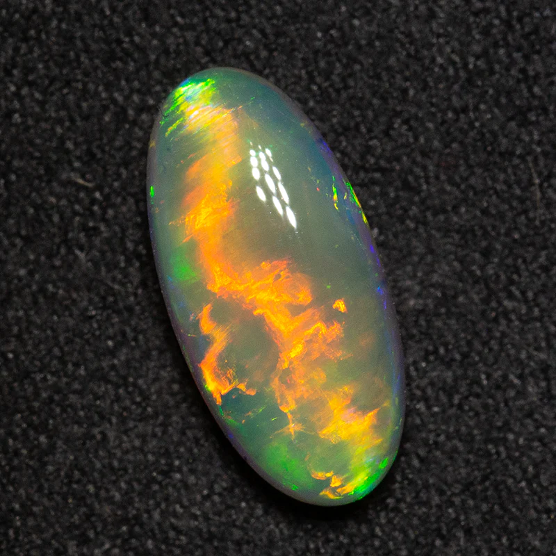 3.09 ct gem crystal opal 13.9x6.7x5.1mm - Image 4