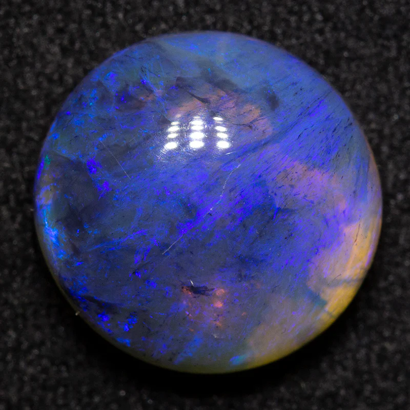 3.11 ct black crystal opal treasure box - Image 2