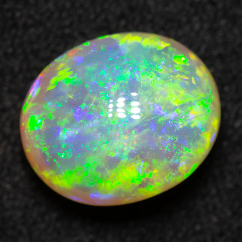 3.14 ct gem crystal opal 10x8.3x6.2mm - Image 2