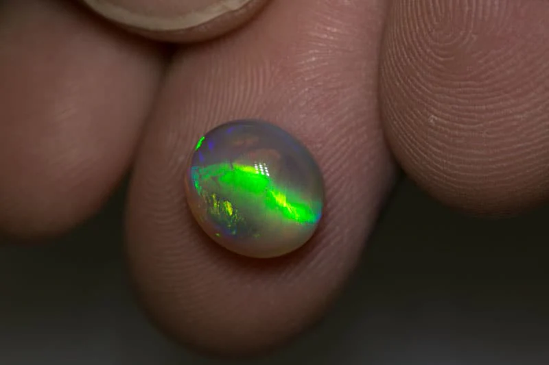 3.16 ct crystal opal 10x9x5.5mm - Image 3