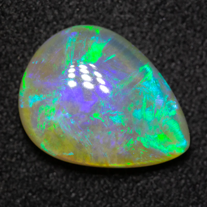 3.19 ct crystal opal 12.5x9.6x4.5mm - Image 3
