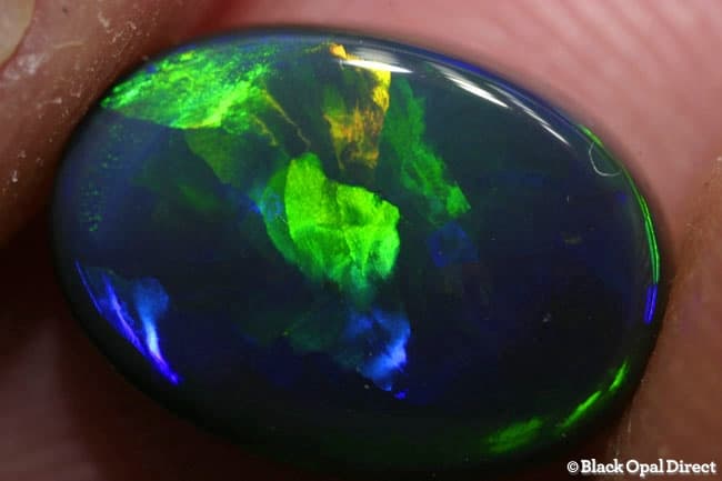 3.22 ct gem flag harlequin pattern black opal 12x9x4.5mm - Image 5