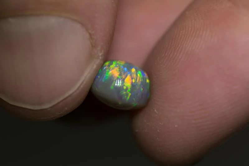 3.23 ct gem crystal opal 9x8.5x7mm - Image 2