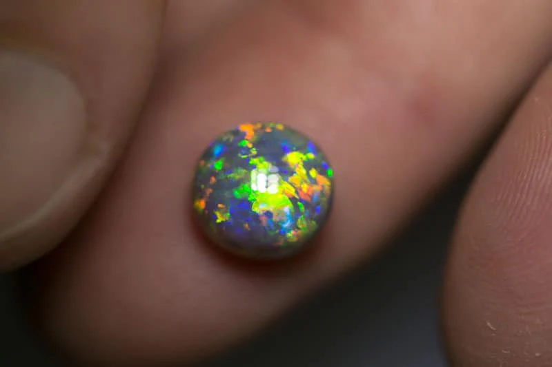 3.23 ct gem crystal opal 9x8.5x7mm - Image 5